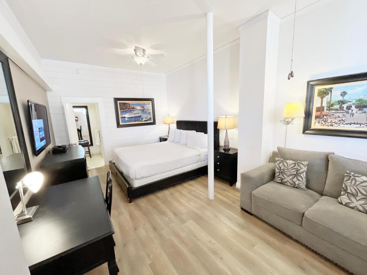 Catalina Courtyard Suites Авалон Екстер'єр фото