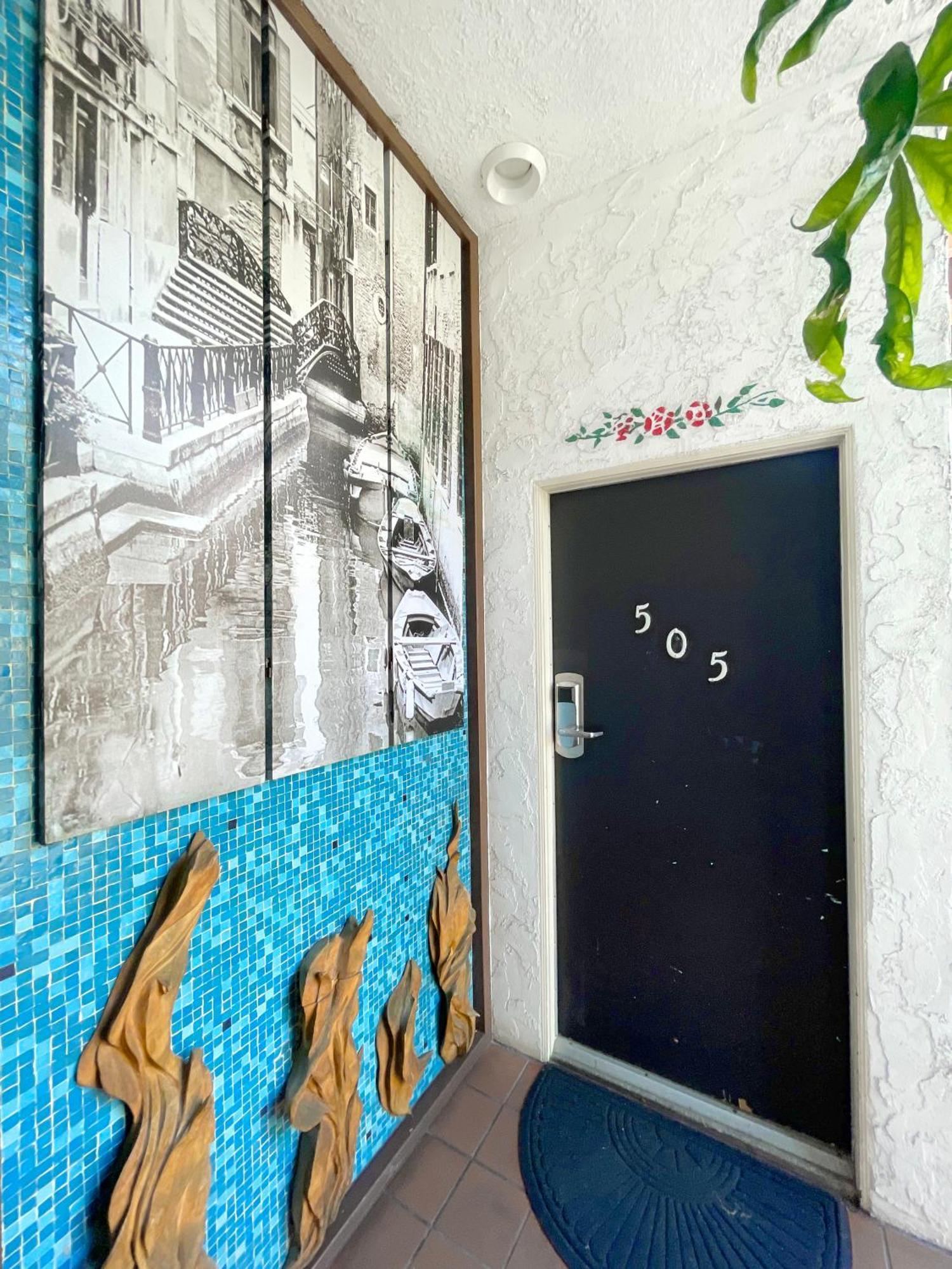 Catalina Courtyard Suites Авалон Екстер'єр фото
