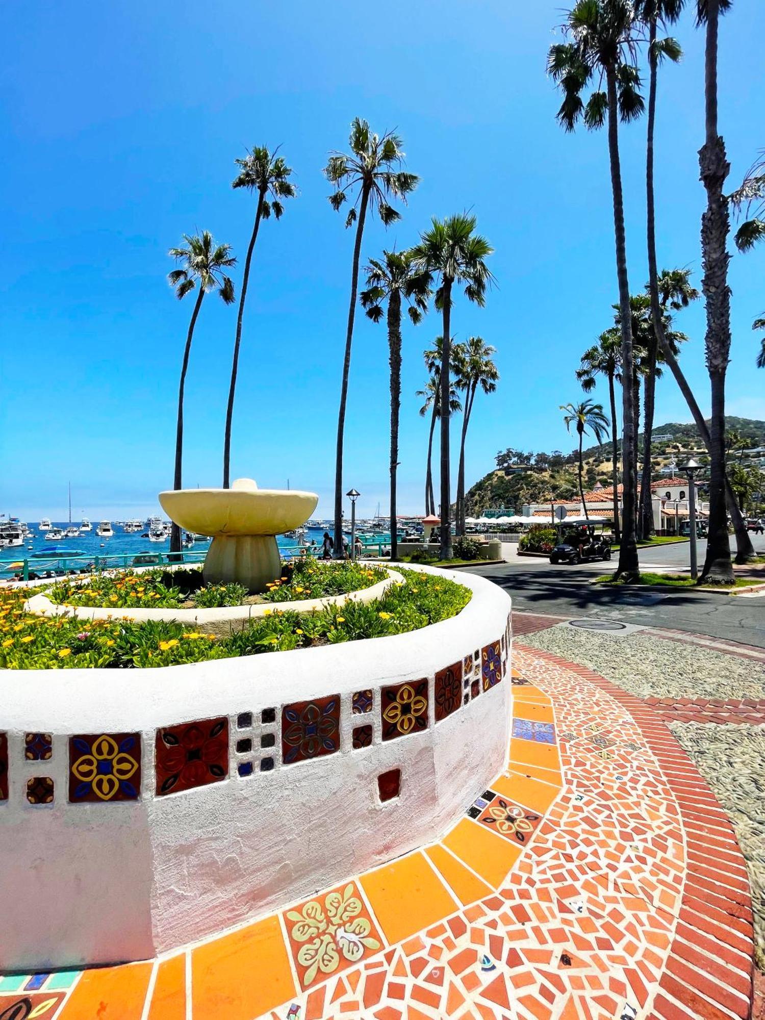 Catalina Courtyard Suites Авалон Екстер'єр фото